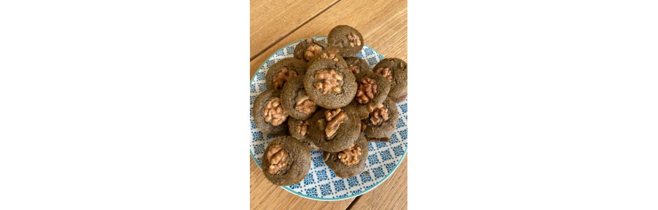 Muffins poires-noix à la farine de Chanvre